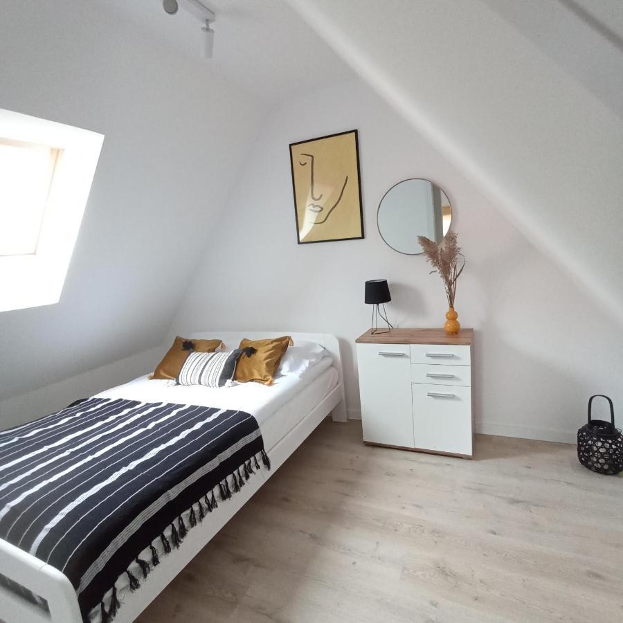Apartament Pod Bzem プツク エクステリア 写真
