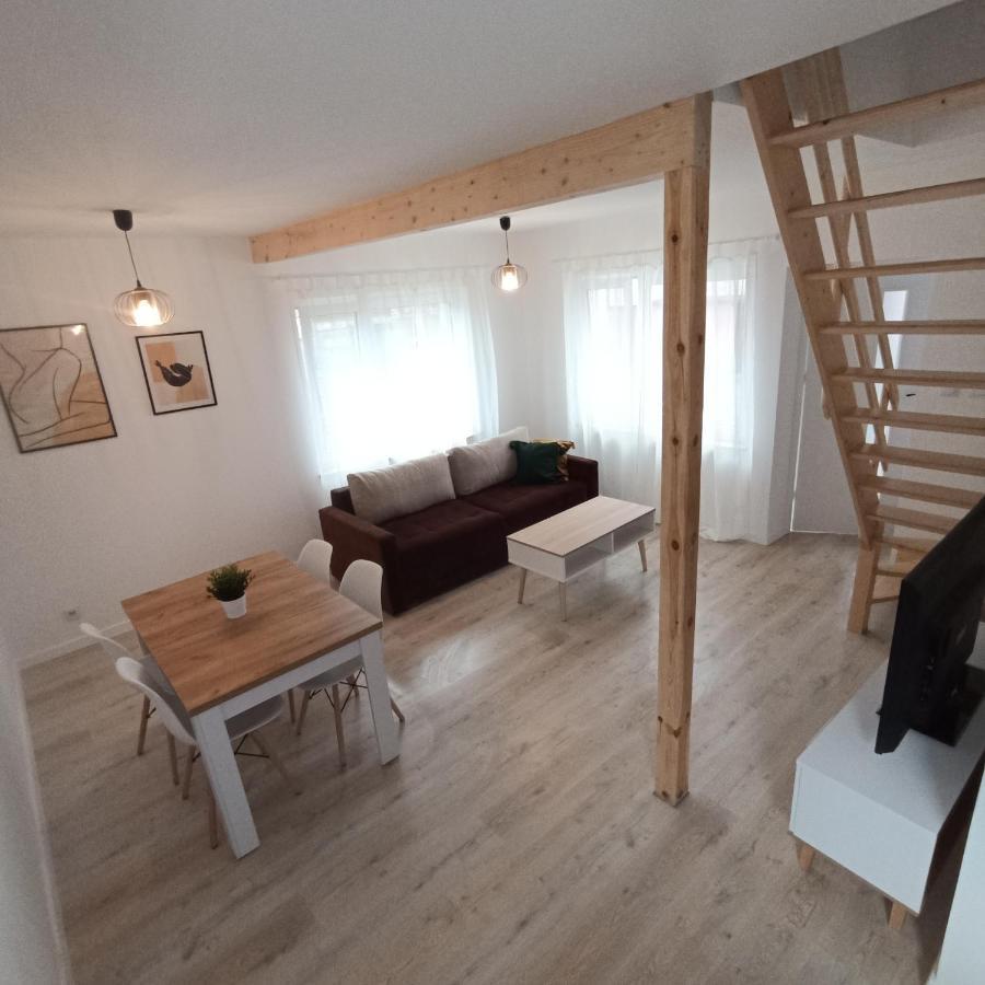 Apartament Pod Bzem プツク エクステリア 写真